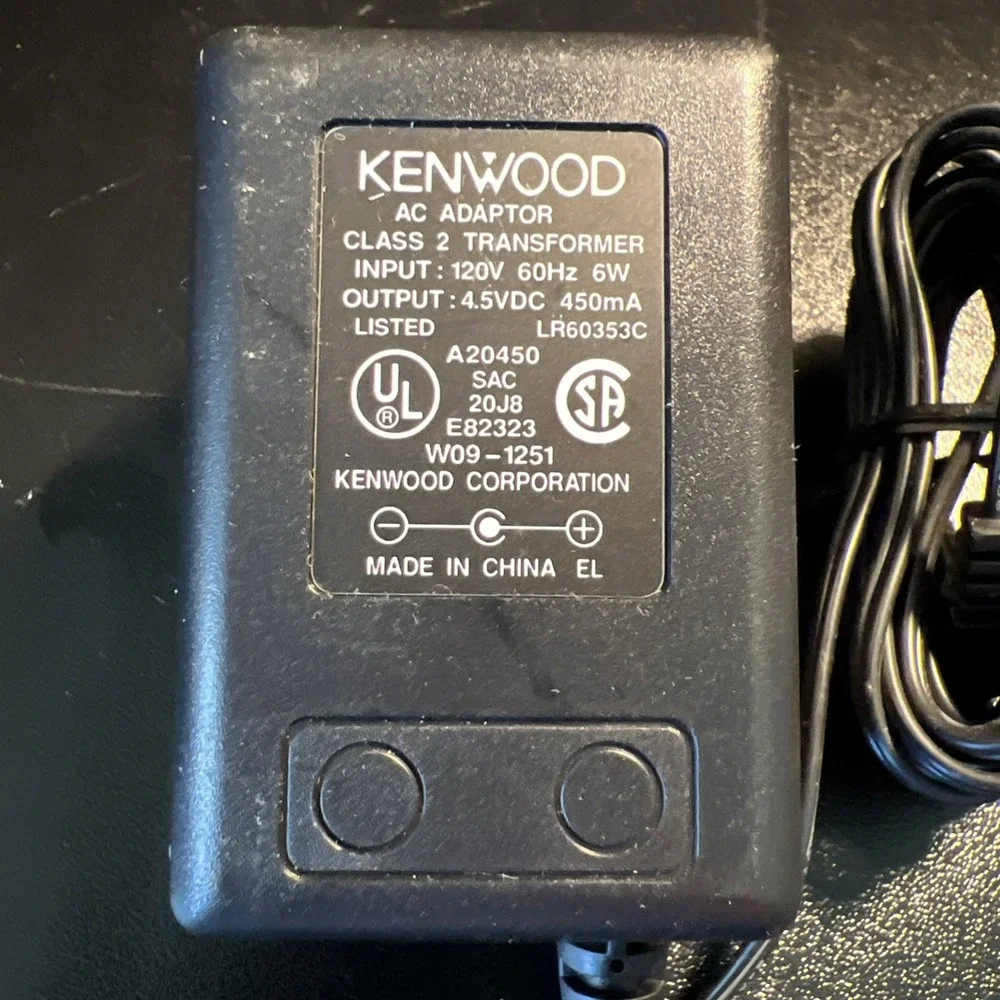 Kenwood AC Adapter Charger A20450 E82323‎ W09-1251 4.5VAC 450mA Power Supply